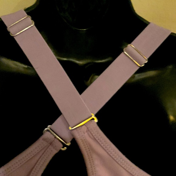 Ladies Official Golds Gym Venice Beach, CA SPORTS BRA - Picture 4 of 4